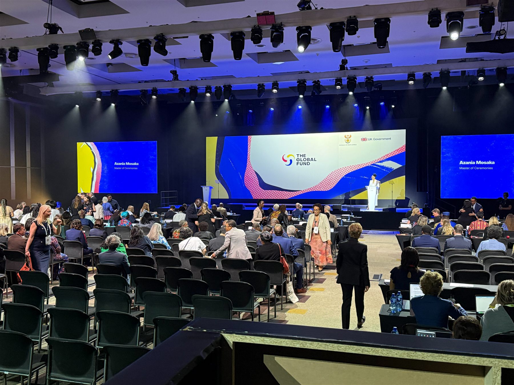 B20 / Global Fund — summit floor view
